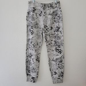 NWOT Athleta Balance Jogger Eden Floral Heather Grey SZ M